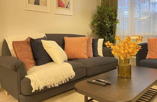 Chic and Roomy Flat Near City's Nisantasi Mall