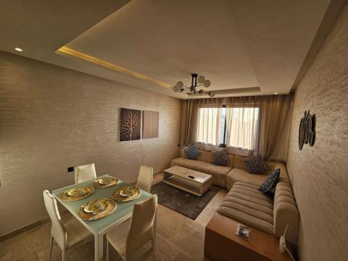 Chic apartment with pool Founty Agadir