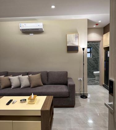 Chic Apartments For Rent ave2-5