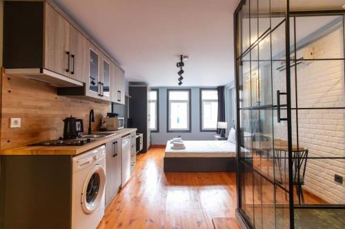 Chic Modern Studio in the Historic Heart of Fatih