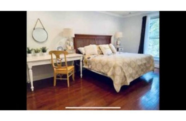 Chic Mosaic District 2BR/1BA Condo pet friendly near DC w/pool