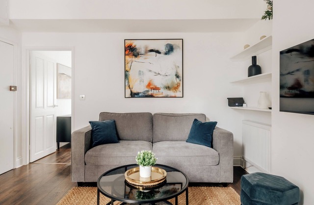 Chic Newly Refurbished 1-Bed Flat in the Heart of Marylebone