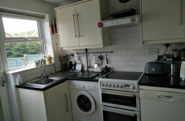 Chiltern Hills Apartment