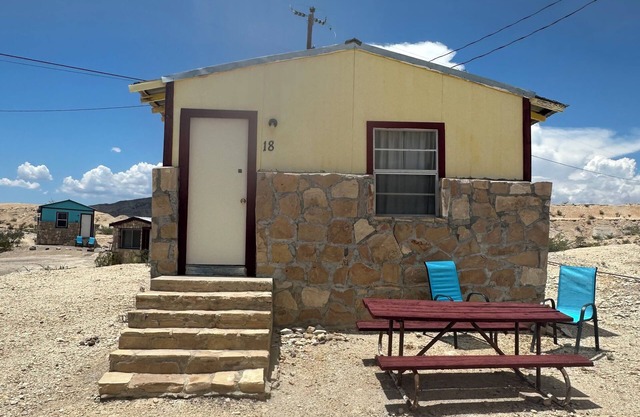 Chisos Mining Co Motel