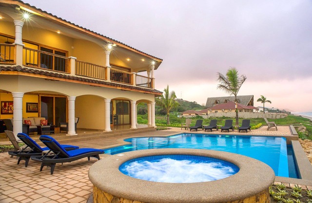 Choose Sunset Villa if you expect nothing but the best from your beach vacation!