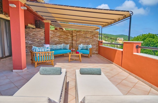 Chrismos Luxury Suites 2A Apraos Corfu