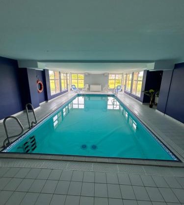 Chtibourguignon, Appartement dans très agréable résidence avec piscine chauffée et sauna