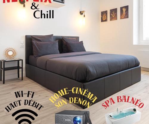 Cinéma & Jacuzzi aux Étoiles - CasaBianca Suite
