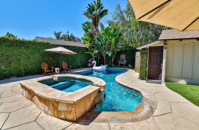 City Paradise: Saltwater Pool/Spa