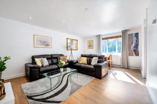 Classic 2 bed apartment situated in Mill Hill
