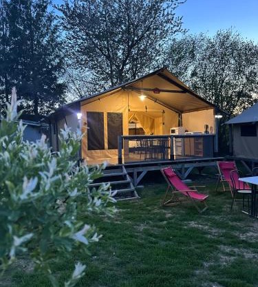 Clos des Monts Tente Lodge Safari J