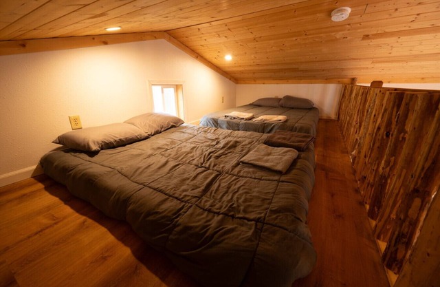 Close to Fishing | King Salmon Suite | Cabin #4