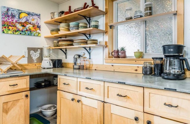 Coast and Clay, Downtown Home with Waterfront Views and Gallery