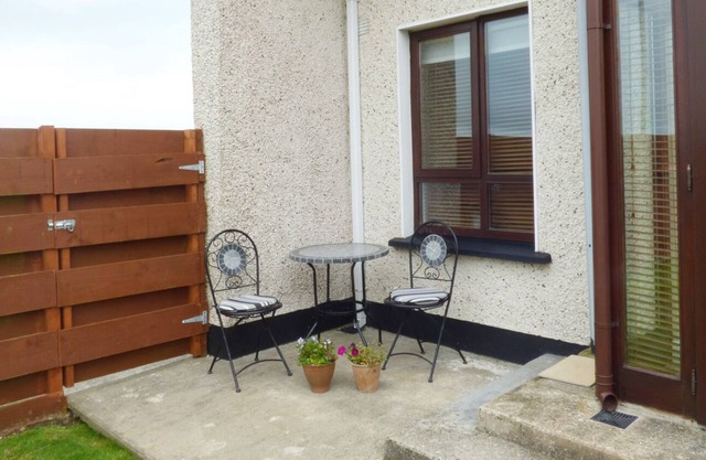 COAST VIEW, pet friendly in Kilmore Quay, County Wexford