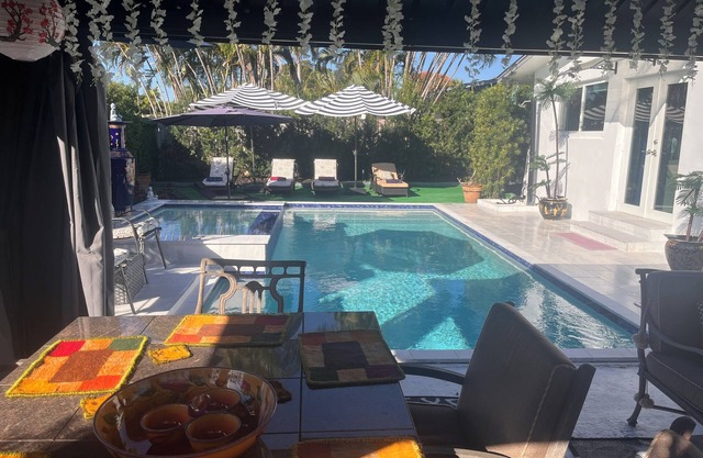 Coastal 3BR 2BA Paradise ~ Fully Equipped ~Near Beach & Downtown L@K