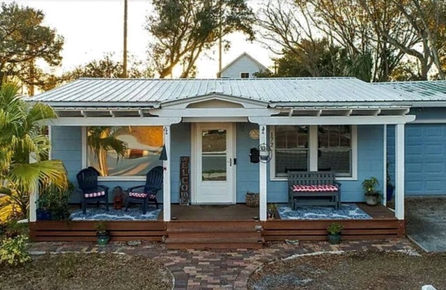 Coastal Charm