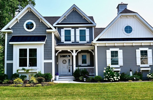 Coastal Club Beach House w/Resort Style Amenities, w/3 BR Suites, *Pet