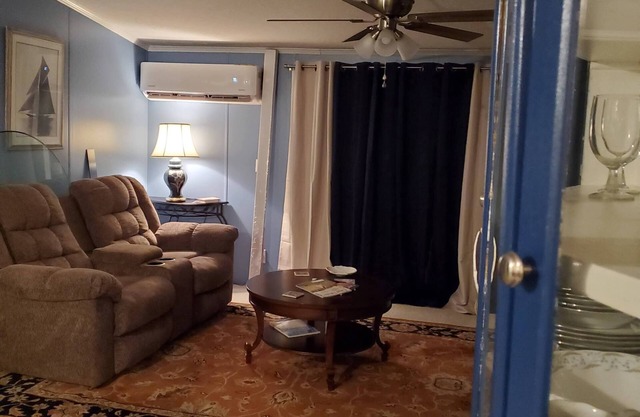 Coastal Community Getaway: Blue Fin Escape