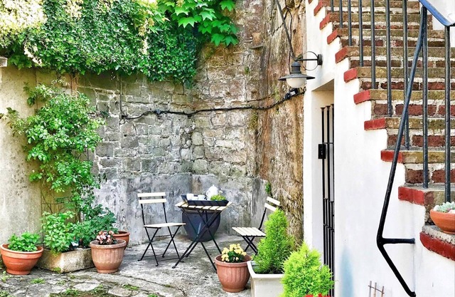 Coastal Escape -Country Park, Sea & Old Town (Parking & Pet Friendly)