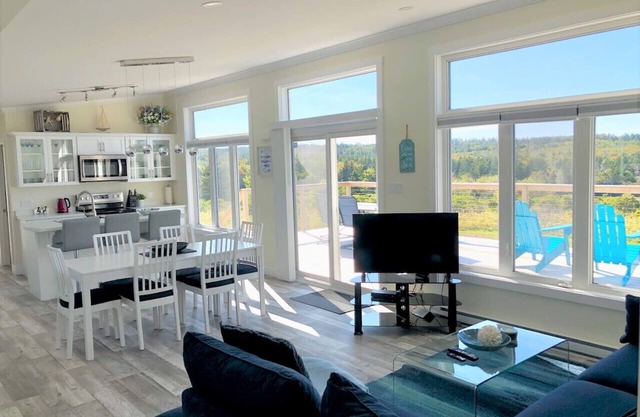 Coastal Haven - 3 Bedroom Executive-Class Villa