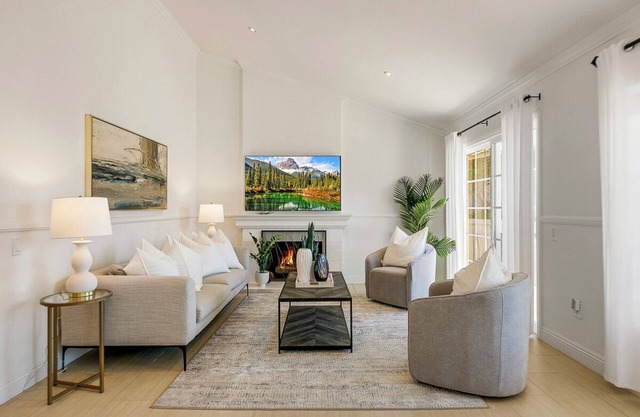 Coastal Home in Dana Point, 5-bedrooms, 4-bathrooms, beach, restaurants, shops