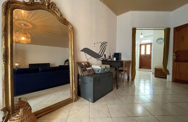 Cocon Bleu - Ideally located house with garden