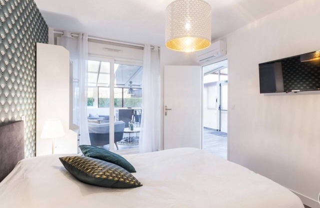 Cocooning at Victoria's