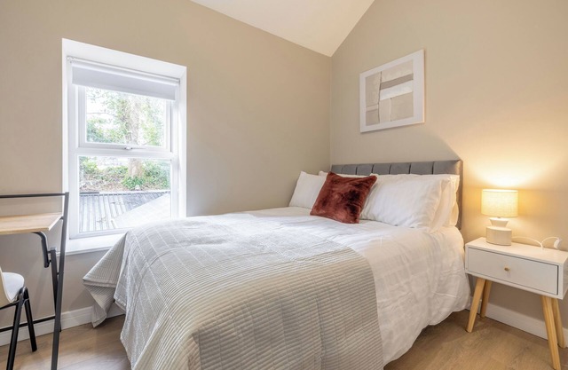 Coleraine, Northern Ireland - River Bann Rooms (Room 8)