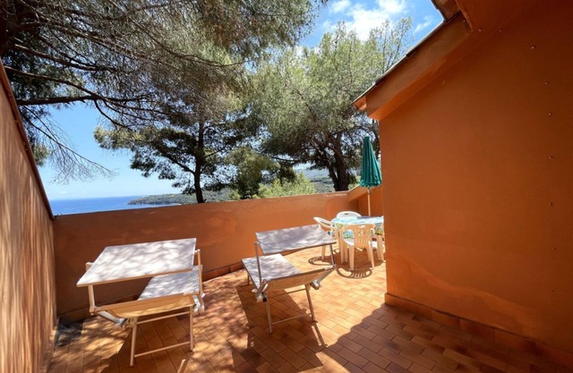 Collina sul Golfo 13
