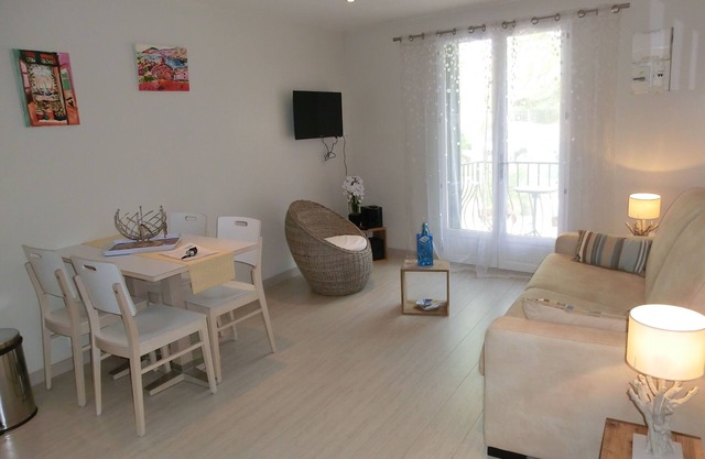 Collioure 1min BEACH, 5Min Center, PARKING,1st floor