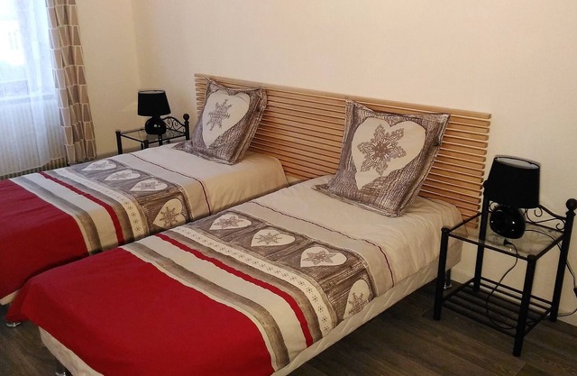 COLMAR F3 - QUARTIER ST JOSEPH 4 PERS -65 M2 - 5 MM GARE TGV