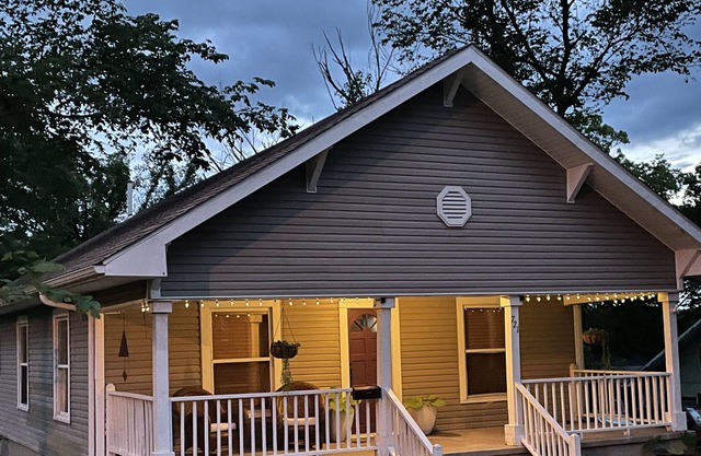 Color Wheel House