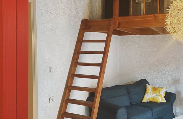 Colourful Cottage in the old village, close to everything & 15min walk to beach