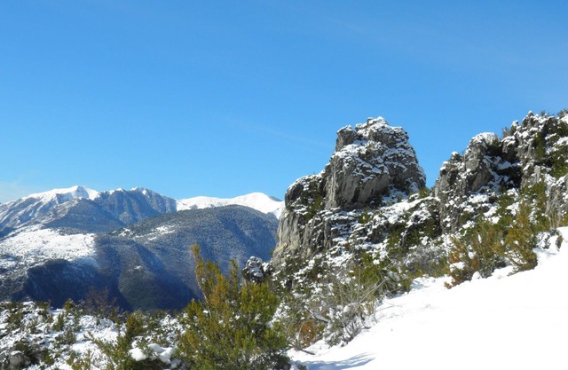 Come and get away from it all at the gateway to the Mercantour Table et chambre d'hôtes