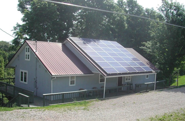Come Enjoy Our Rural Setting And Fresh Local Food.