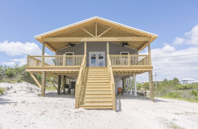 Come Stay a Couple Days! September 4 - 6 and 13 - 15 Available.