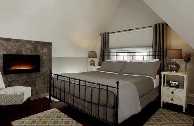 Come stay with us, you'll see why we are ranked #1 lodging in Kalamazoo, MI.