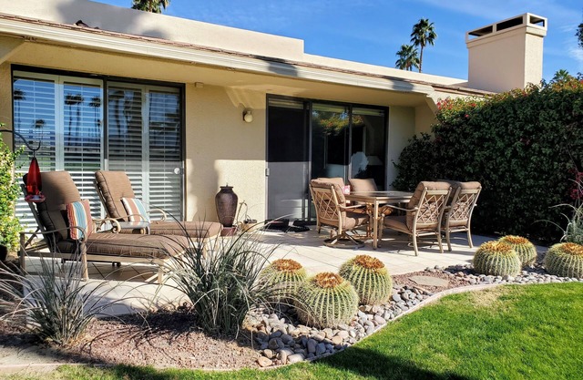 Comfort and style at great rates - book your getaway to the desert now!