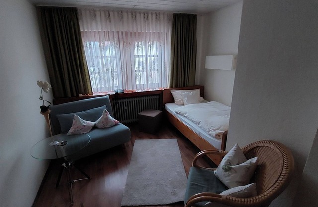 Comfort single room no. 23 - Goldner Engel, Restaurant - Hotel - Butcher's shop