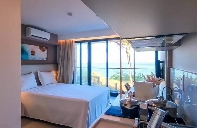 Comfort Studio with balcony facing the sea