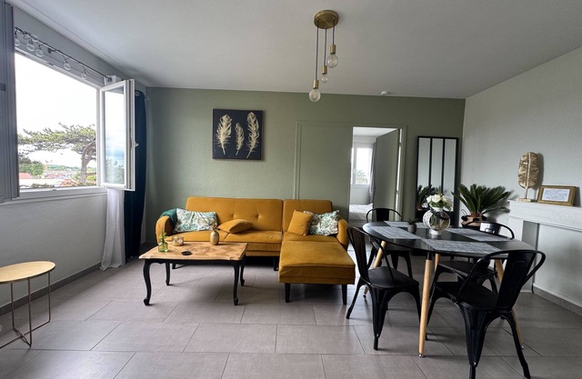 Comfortable apartment close to the sea