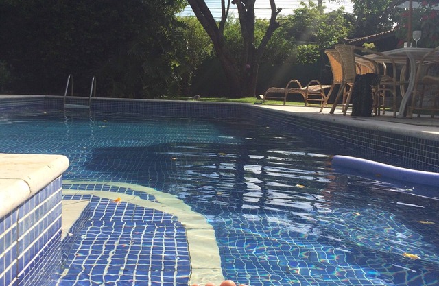 Comfortable house of 6 suites in luxury condominium by the sea for up to 14 people