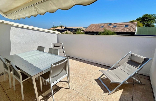 Comfortable duplex with sun terrace in perfect Cap Ferret location