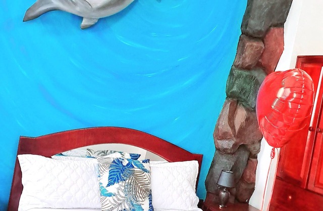 Comfortable Galarous Island Suite