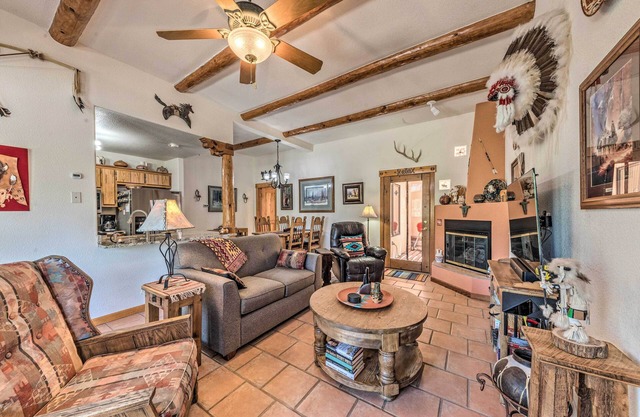 Comfy 'Aspen Ridge' Home ~ 3 Mi to Ski Lifts