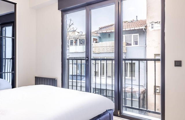 Comfy Flat in Sisli with Central Location