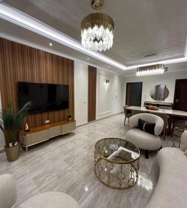Comfy Home in Sheikh Zayed - Khamayel