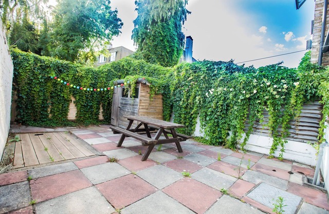Comfy Kingston Central Garden House & Free Parking