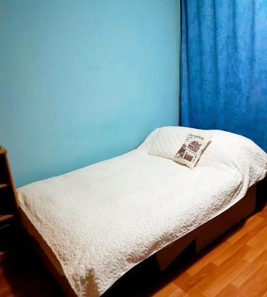 Comfy Room With Working Space in top Location
