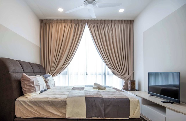 Comfy Studio SKS Near CIQ JB Sentral